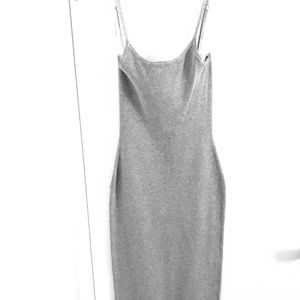 Windsor’s dress size medium